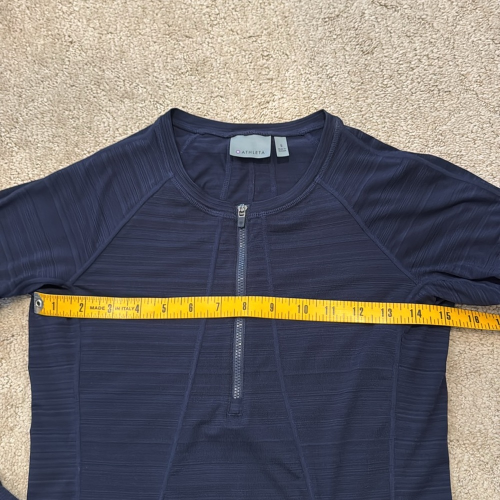 Athleta Like New -  Blue Long Sleeve Pacifica Top - Picture 2 of 6